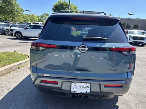 New 2026 Nissan Pathfinder Platinum w/ Lighting Package AWD/4WD image 6