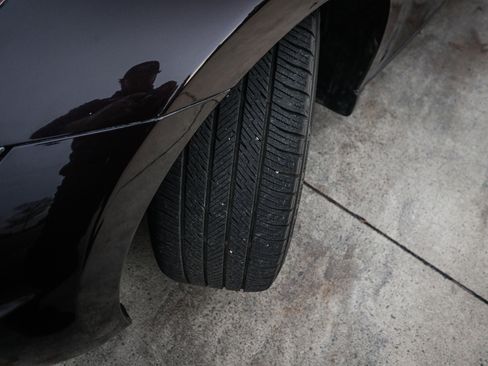 Used 2017 Nissan 370Z Touring image 12