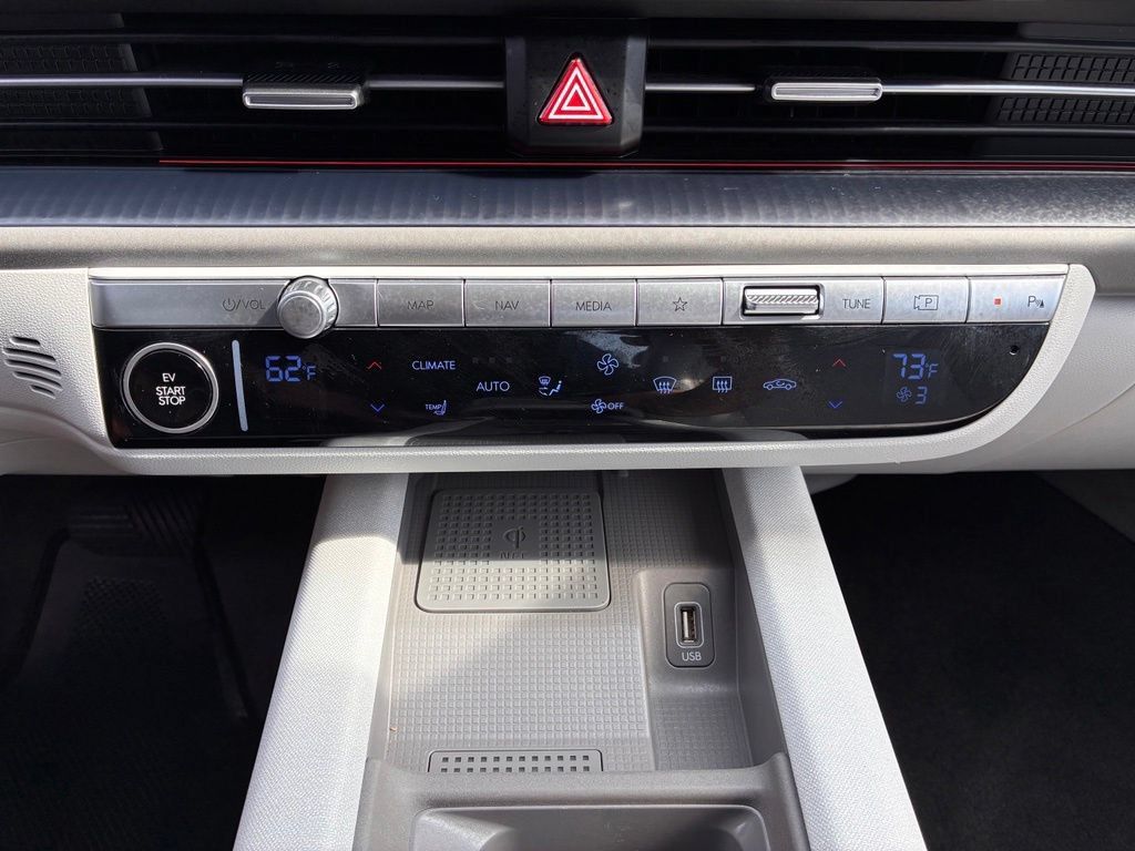 Certified 2024 Hyundai Ioniq 6 SEL AWD/4WD image 36