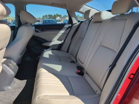 Used 2020 Honda Accord Touring image 29