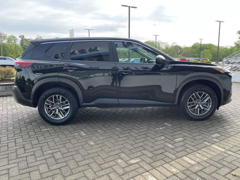 Used 2023 Nissan Rogue S AWD/4WD image 6