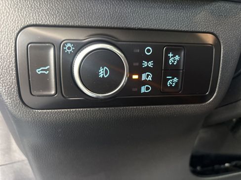 Used 2023 Ford Escape Platinum AWD/4WD image 16