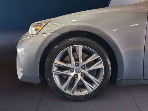 Used 2020 Lexus IS 300 w/ Accessory Package 2 RWD image 9