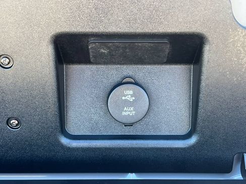 Used 2024 GMC Sierra 1500 AT4X AWD/4WD image 16