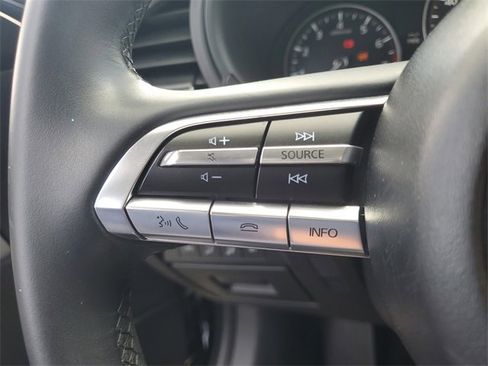 Used 2020 MAZDA MAZDA3 AWD Sedan w/ Preferred Package image 22
