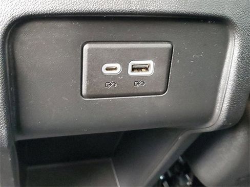 Certified 2023 Chevrolet Blazer LT w/ Convenience Package image 12