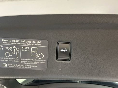 Used 2019 INFINITI QX50 Pure image 31