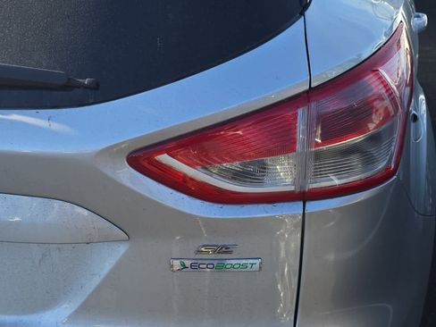 Used 2013 Ford Escape SE image 8