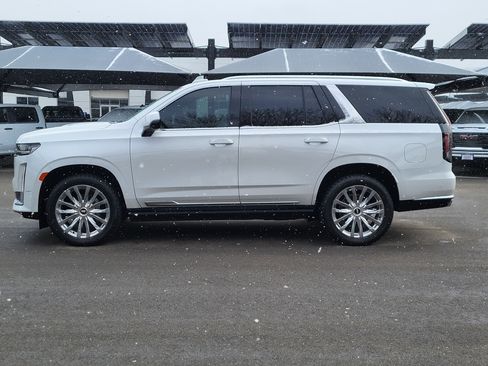 Certified 2024 Cadillac Escalade Premium Luxury w/ Performance Package image 4