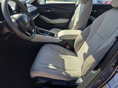 Used 2024 Honda Accord LX image 15