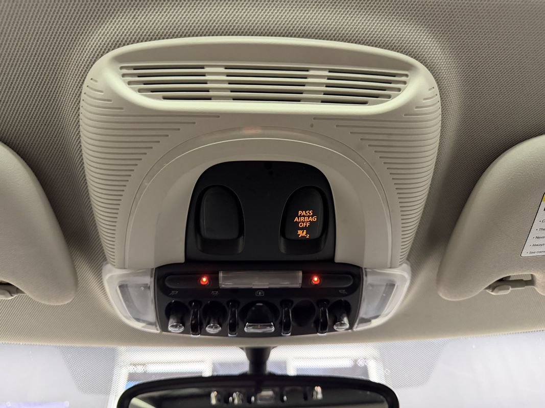 Used 2017 MINI Cooper 2-Door Hardtop FWD image 24