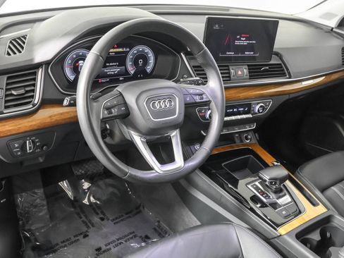 Used 2023 Audi Q5 2.0T Premium Plus w/ Premium Plus Package AWD/4WD image 4