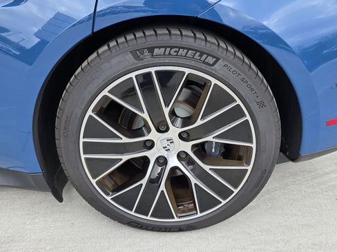 Certified 2025 Porsche Taycan RWD image 27