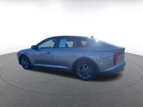 Used 2025 Kia K4 LXS image 10