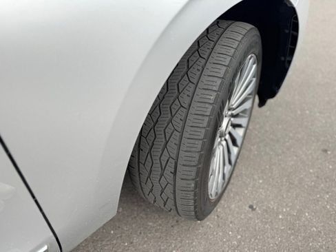 Used 2018 Lincoln Navigator Reserve w/ Technology Package image 75