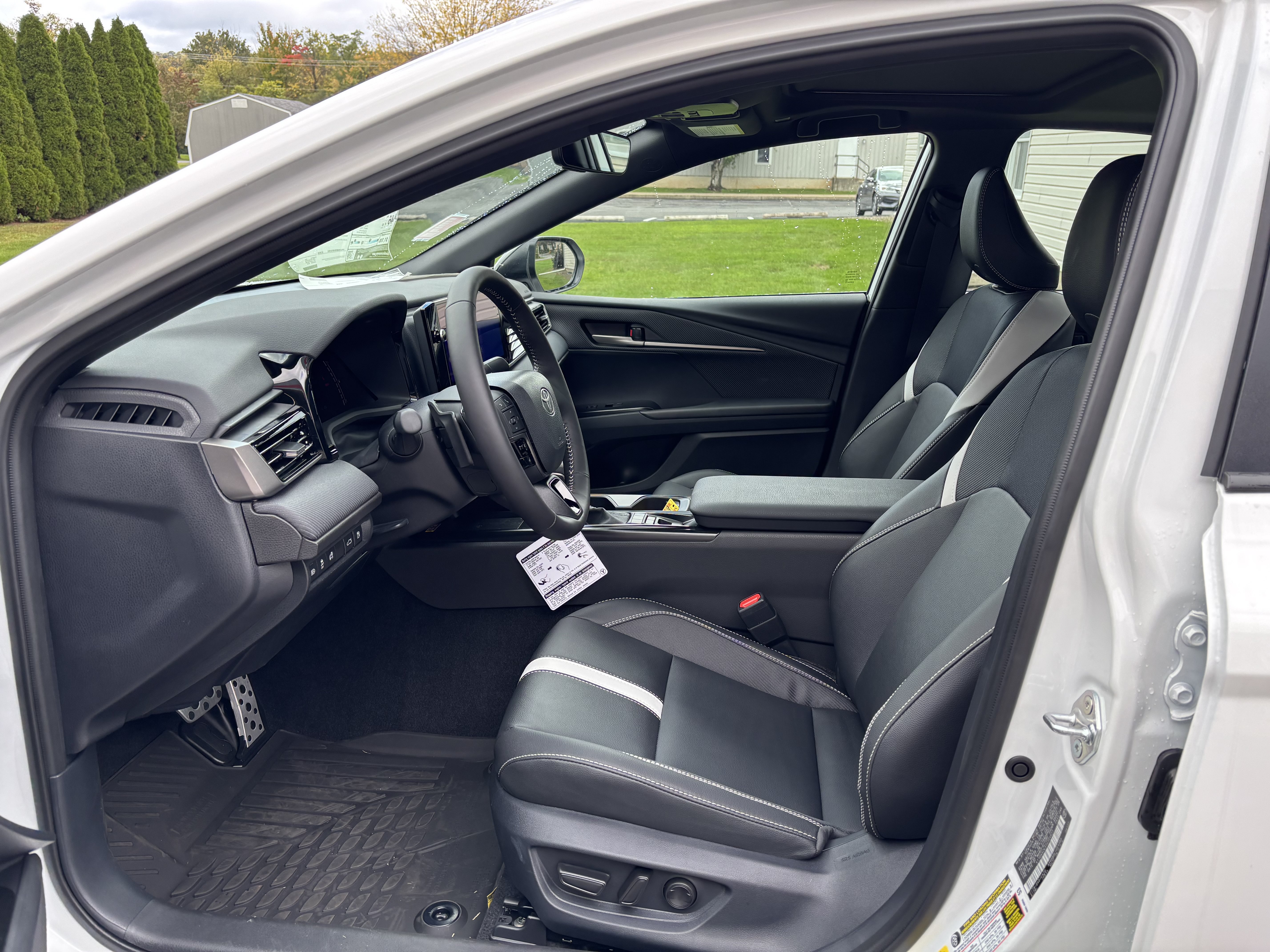 Certified 2026 Toyota Camry Hybrid w/ Multimedia Upgrade Package FWD image 13
