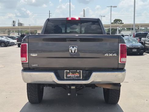 Used 2018 RAM 2500 Laramie AWD/4WD image 5