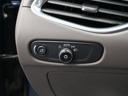 Used 2020 Chevrolet Malibu LT image 27