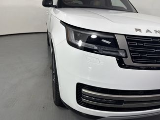 Used 2023 Land Rover Range Rover SE AWD/4WD video 3