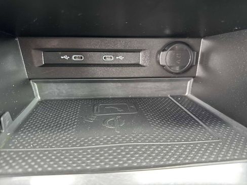 Used 2022 Volkswagen Tiguan SE R-Line AWD/4WD image 29