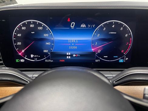 Used 2024 Mercedes-Benz GLS 450 4MATIC image 33