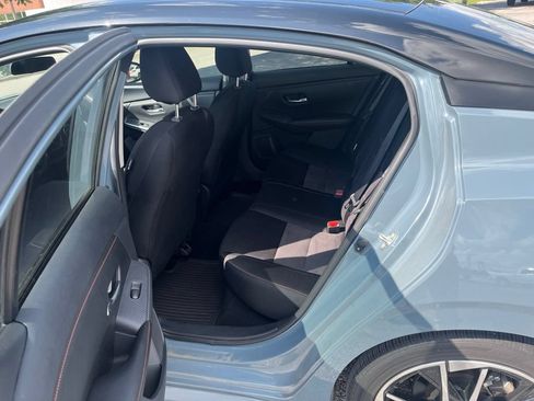 Used 2024 Nissan Sentra SR FWD image 10