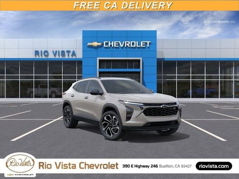 New 2026 Chevrolet Trax RS w/ Sunroof Package FWD image 1