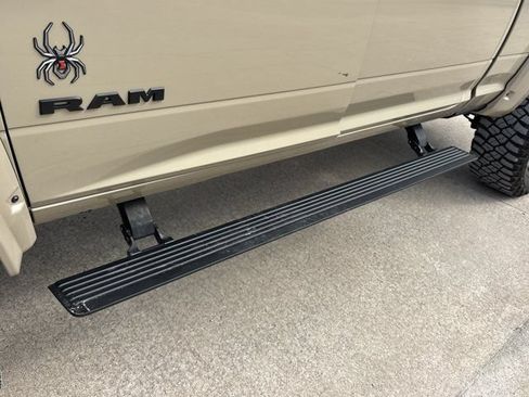 Used 2024 RAM 2500 Limited AWD/4WD image 16