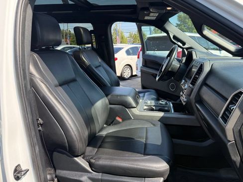 Used 2020 Ford Expedition XLT w/ FX4 Off-Road Package AWD/4WD image 35