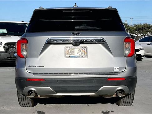 Certified 2022 Ford Explorer Limited w/ Equipment Group 301A RWD image 5