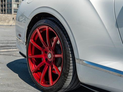 Used 2020 Bentley Continental GT V8 image 87