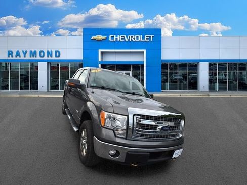 Used 2014 Ford F150 XLT w/ Equipment Group 302A Luxury AWD/4WD image 9