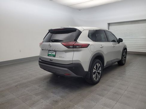 Used 2021 Nissan Rogue SV AWD/4WD image 9