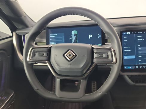 Used 2024 Rivian R1S Adventure AWD/4WD image 28