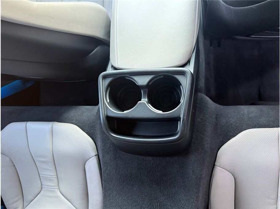 Used 2015 BMW i8 AWD/4WD image 35
