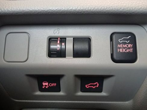 Used 2015 Subaru Forester 2.5i Touring w/ Eyesight & Navigation System AWD/4WD image 13