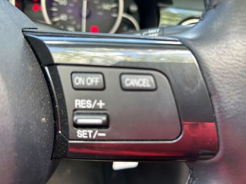 Used 2014 MAZDA MX-5 Miata Sport w/ Convenience Package image 19