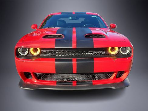 Used 2020 Dodge Challenger SRT Hellcat Redeye image 2