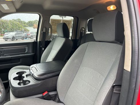 Used 2024 RAM 1500 Classic SLT AWD/4WD image 16