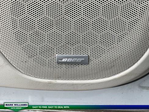 Used 2022 GMC Acadia Denali w/ Denali Ultimate Package image 12