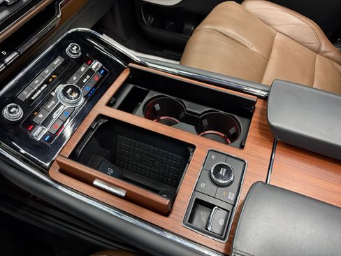 Used 2024 Lincoln Navigator Reserve w/ Equipment Group 201A image 21