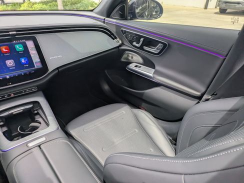 Certified 2025 Mercedes-Benz E 53 AMG e 4MATIC Sedan image 15