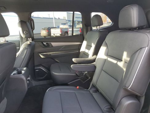 Used 2025 Buick Enclave Preferred w/ Trailering Package, 5000 lbs. image 28