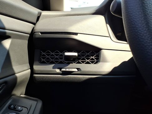 Used 2025 Honda Accord SE image 30