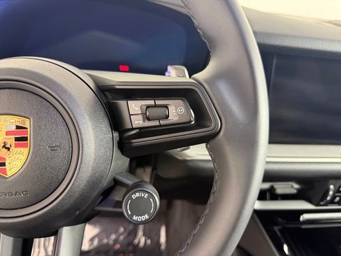 Certified 2025 Porsche Cayenne AWD/4WD image 27