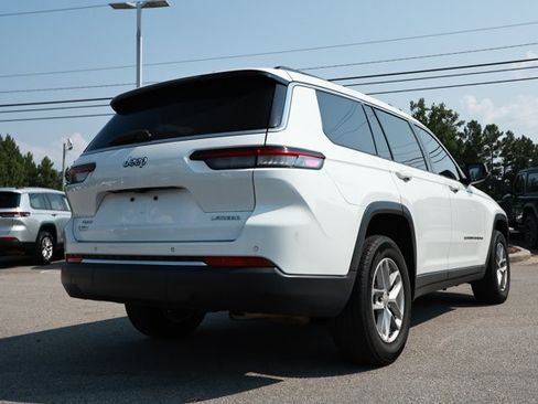 Used 2023 Jeep Grand Cherokee L Laredo w/ Luxury Tech Group I AWD/4WD image 6