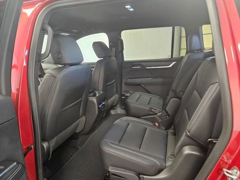 New 2025 GMC Acadia Elevation w/ Elevation Premium Package image 10