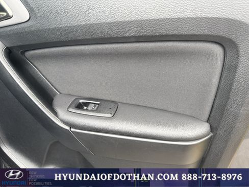 Used 2023 Ford Ranger XLT w/ Equipment Group 301A Mid RWD image 14