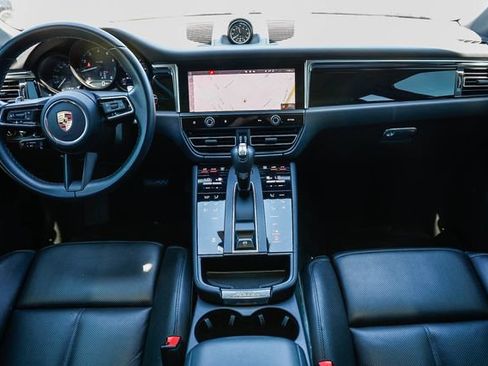 Used 2022 Porsche Macan AWD/4WD image 12