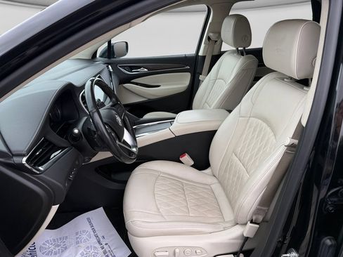 Used 2023 Buick Enclave Avenir w/ Avenir Technology Package AWD/4WD image 19